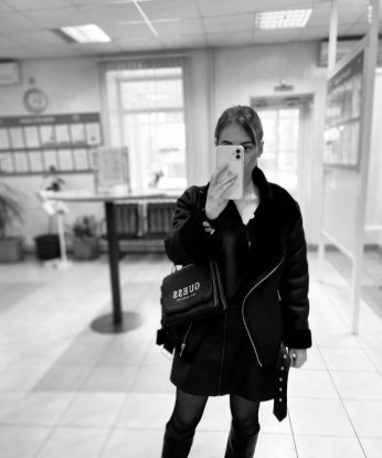 Со мной ты откроешь новые грани удовольствия и насладишься безграничным наслаждением. Опыт и страсть - вот, что я готова предложить тебе. Живу я в Москве, и мои услуги доступны только здесь. У меня широкий спектр возможностей, которые тебе точно понравятся. Не веришь? Посмотри мои фото и убедись сам! Узнай больше обо мне и моих умениях, и я сделаю твои фантазии реальностью. Отзывы моих довольных клиентов - твоё лучшее доказательство! Буду рада тебя увидеть! Марина